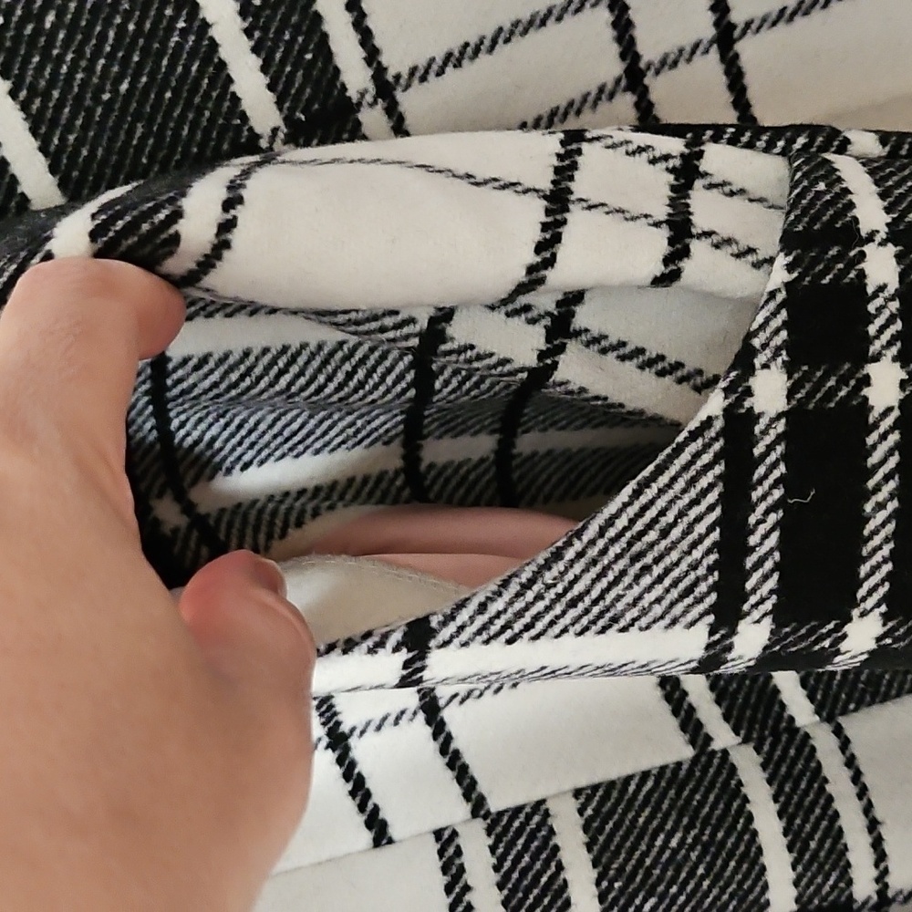 Black and White Plaid Women's Coat - Picture 3 of 8